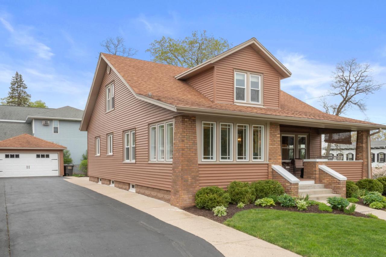 Gorgeous Downtown Bungalow, Walk Everywhere!!! Lake Geneva Exterior photo